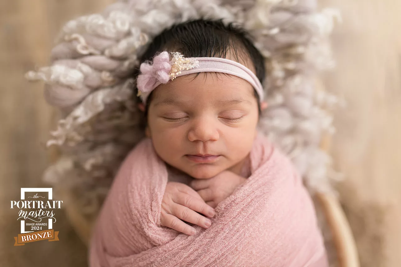 Séance photo nouveau-né Lausanne et Vevey seance photo nouveau ne ji photo